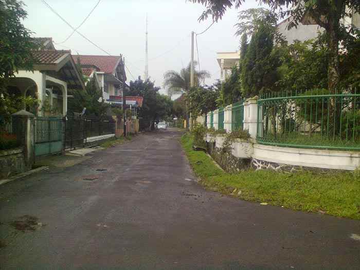 rumah bagus jl rajamantri bandung