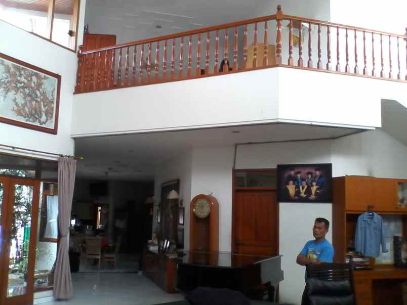 rumah bagus jl rajamantri bandung