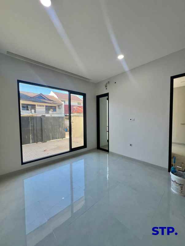 rumah baru di manyar jaya dekat gubeng dan raya merr