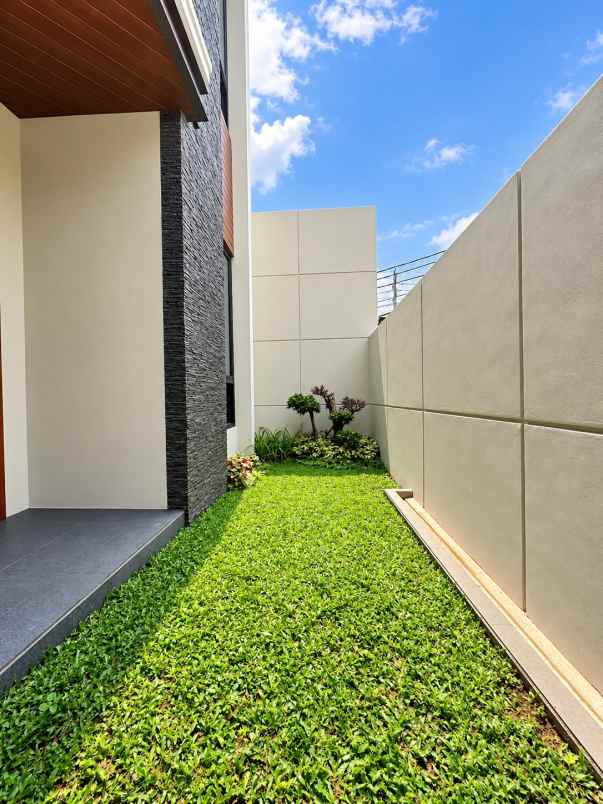 rumah baru kompleks rawamangun jakarta timur 5kt