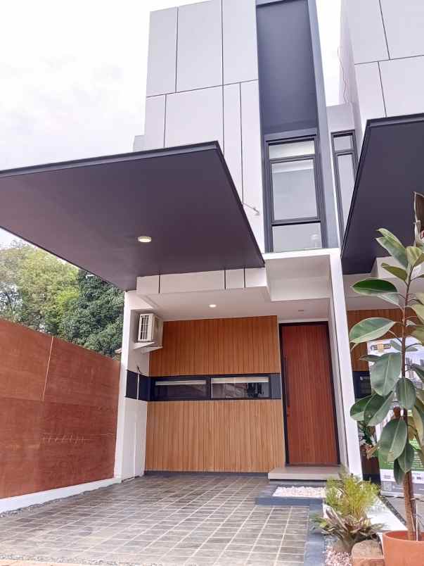 rumah baru mewah dalam town house di jatiwaringin