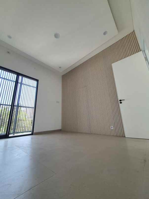 rumah baruk utara hadap utara