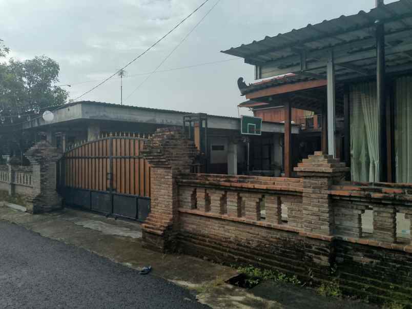 rumah besar dijual cepat di sedayu bantul