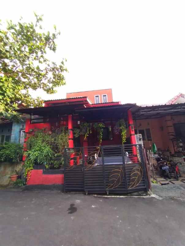 Rumah Second Siap Huni Dalam Komplek Bojongsari Depok
