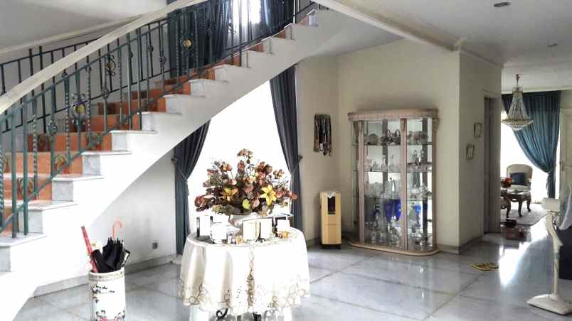 rumah bukit gading villa