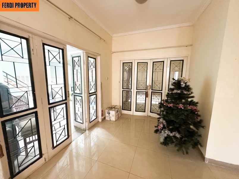 rumah cantik mewah 2 lantai raffles hills cibubur