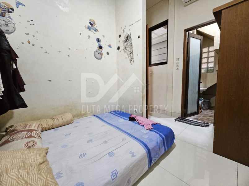 rumah cantik semi furnished di nusa loka bsd