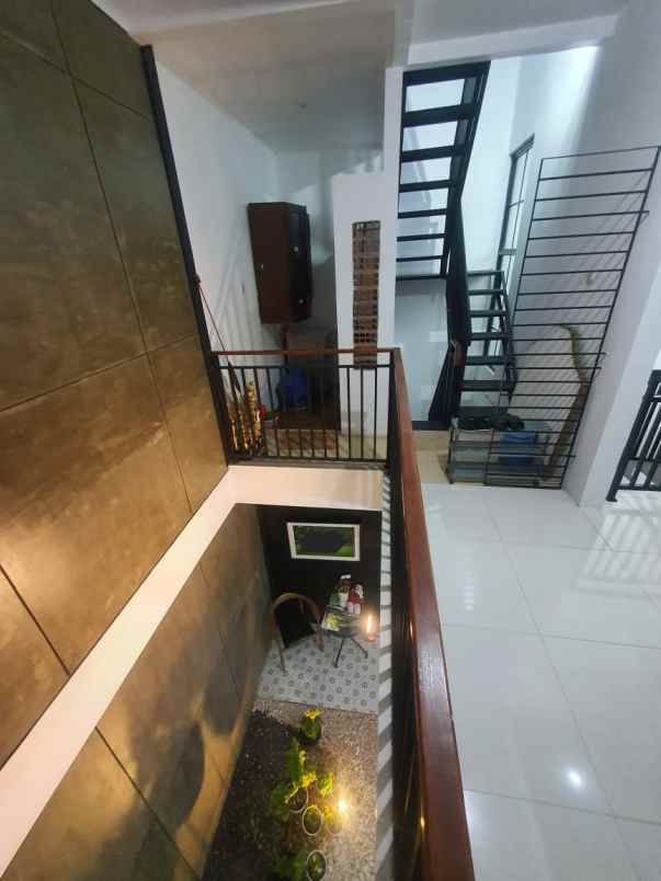 rumah cantik siap huni di sektor 9 bintaro