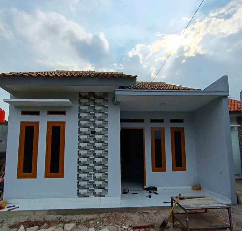 rumah cash minimalis siap huni legalitas shm