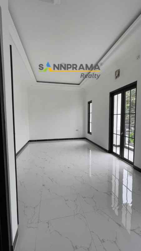 rumah cluster 2 5 lantai kebagusan jakarta selatan