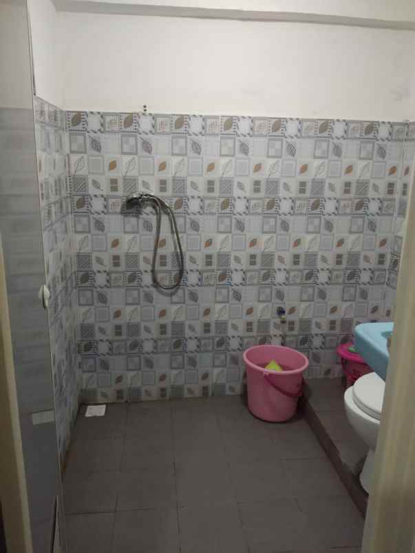 rumah daerah ngagel atap gavalum pbb lengkap