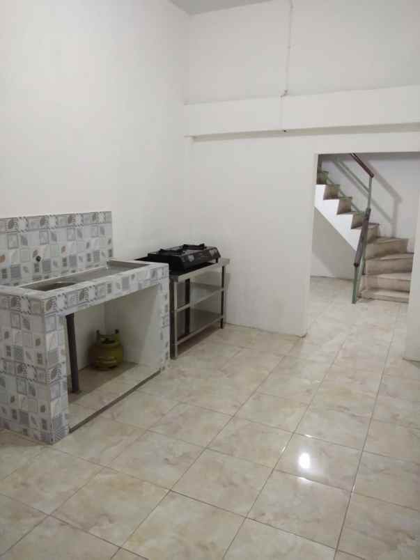 rumah daerah ngagel atap gavalum pbb lengkap