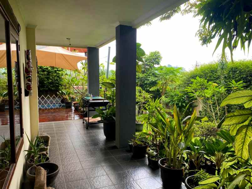 rumah dago view city hutan udara sejuk bandung utara