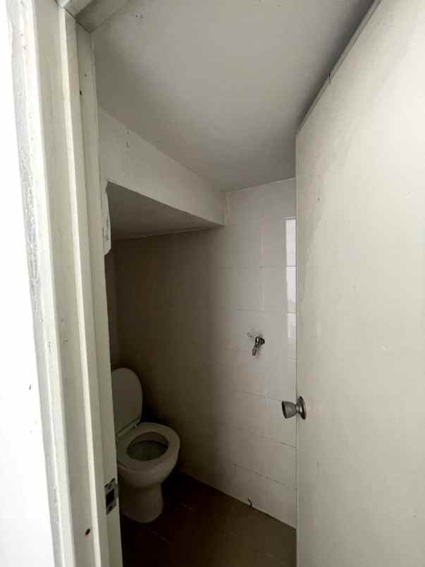 rumah dekat pintu tol jatiasih di jatiasih bekasi