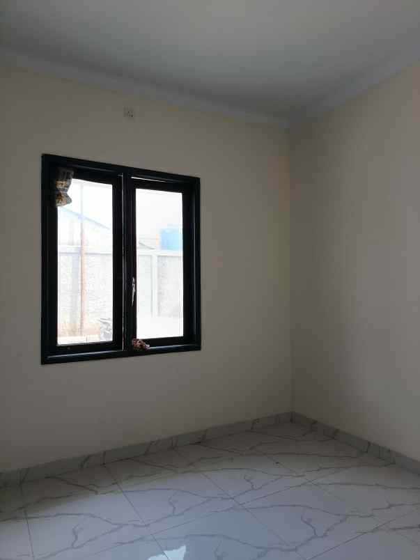 rumah di cinere cirendeu tangerang selatan