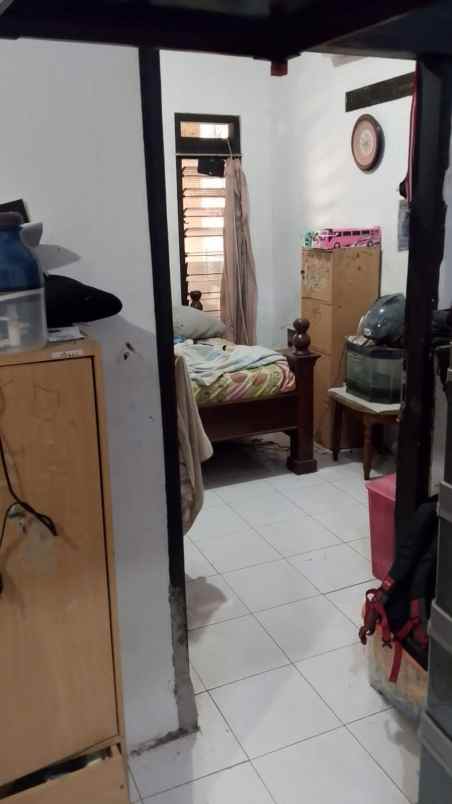 rumah di kaliwiru dekat akpol semarang