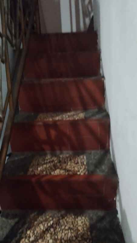 rumah di kaliwiru dekat akpol semarang