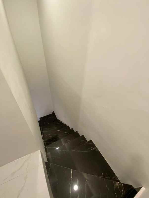 rumah di serpong bsd 2 lantai termurah