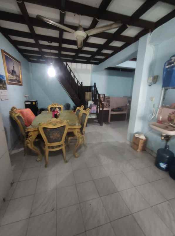 rumah dijual dalam komplek jurangmangu timur