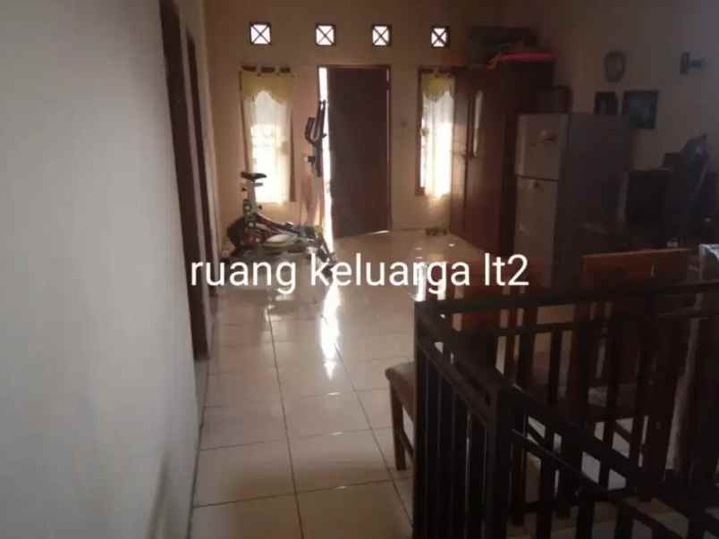 rumah dijual di cirendeu akses dekat kemana mana