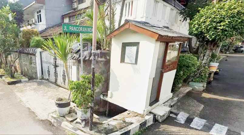 rumah disewakan di duren tiga jakarta selatan