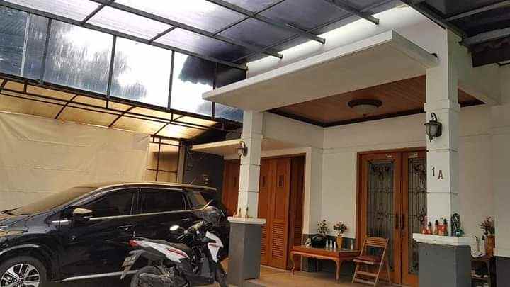 Rumah Besar Area Gumil Sariwangi Dekat Setraduta Bandung Barat