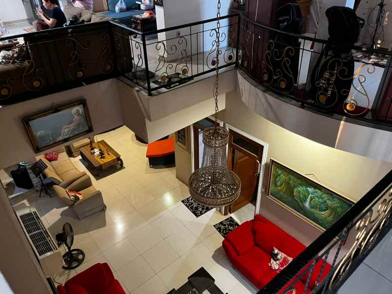 rumah hook dekat summarecon di duta harapan bekasi