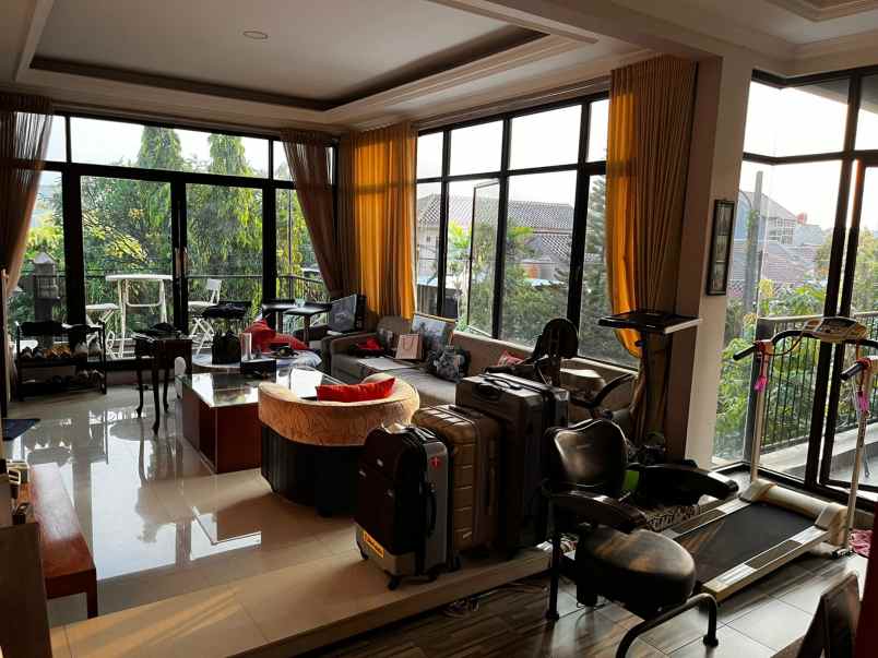 rumah hook dekat summarecon di duta harapan bekasi