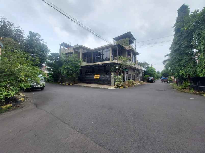 rumah hook dekat summarecon di duta harapan bekasi