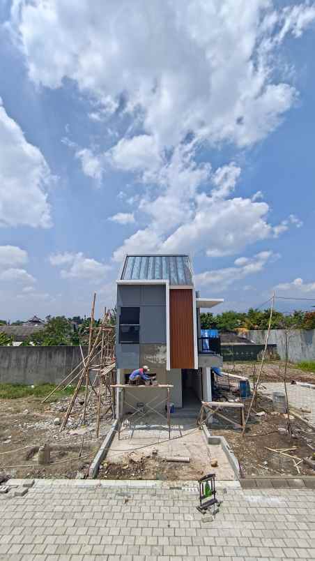 rumah idaman fasilitas lengkap