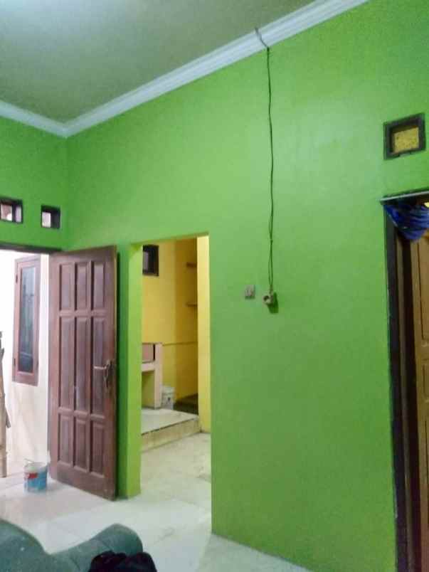 rumah kampung siap huni dan strategis