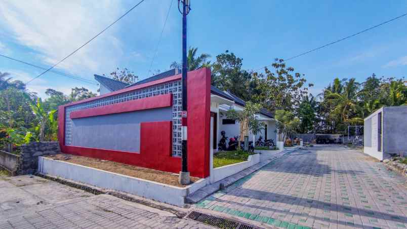 rumah klasik modern di sedayu 500jt dekat jl wates