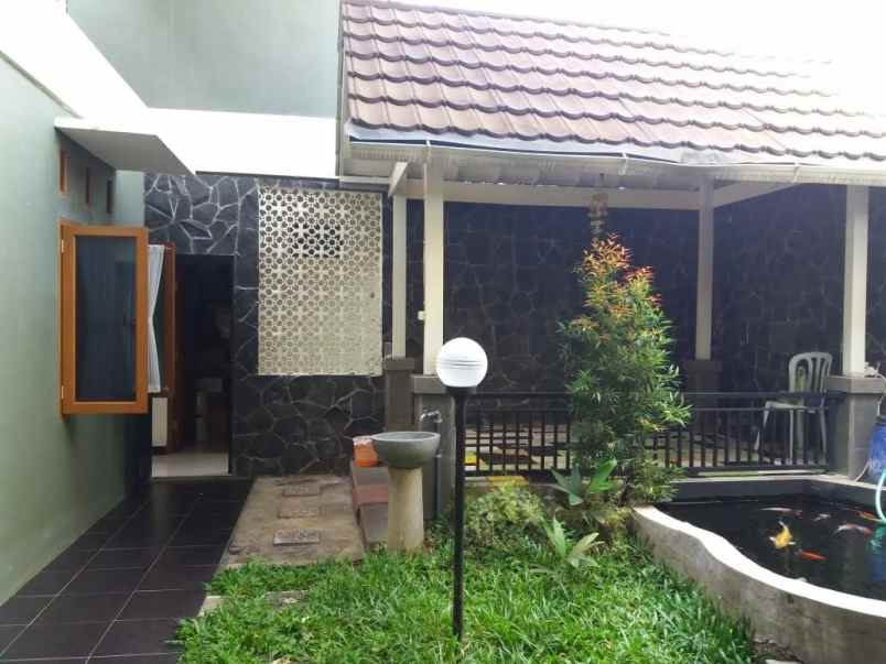rumah komplek cibabat cimahi 2 carpot hadap timur