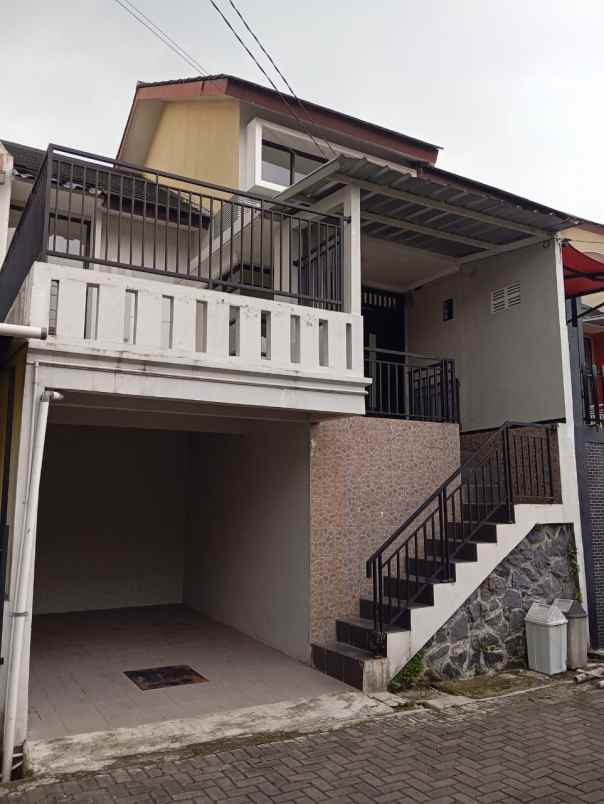 rumah komplek permana 10 menit pemkot cimahi