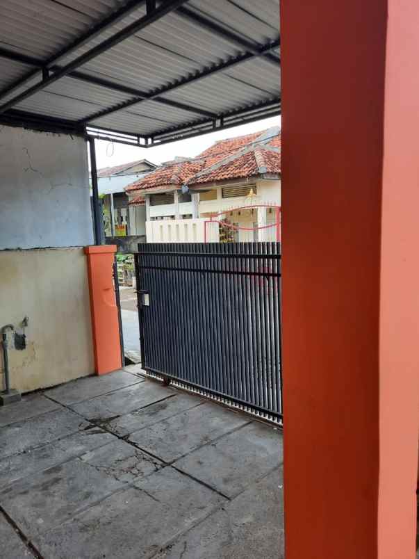 rumah komplek siap huni dan strategis