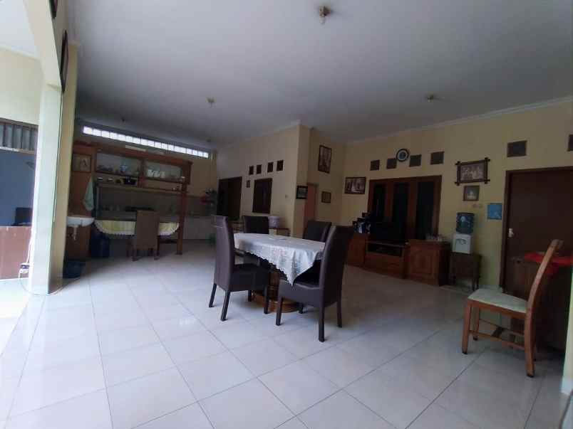 rumah kost dijual