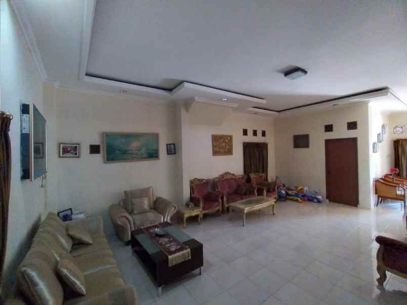 rumah kost dijual