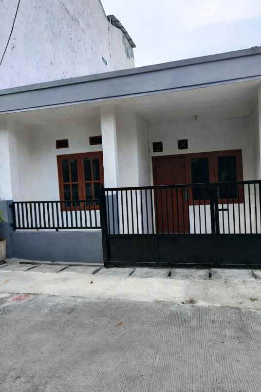 rumah luas 60m2 layak huni di telaga mas bekasi