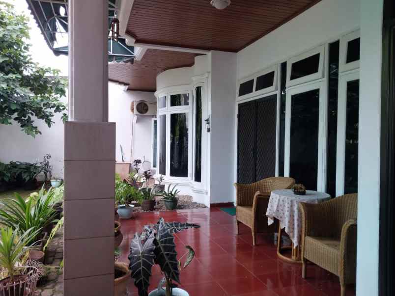 rumah mewah dalam komplek duren sawit jakarta timur