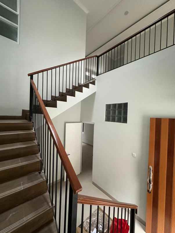 rumah mewah di duren sawit jakarta timur