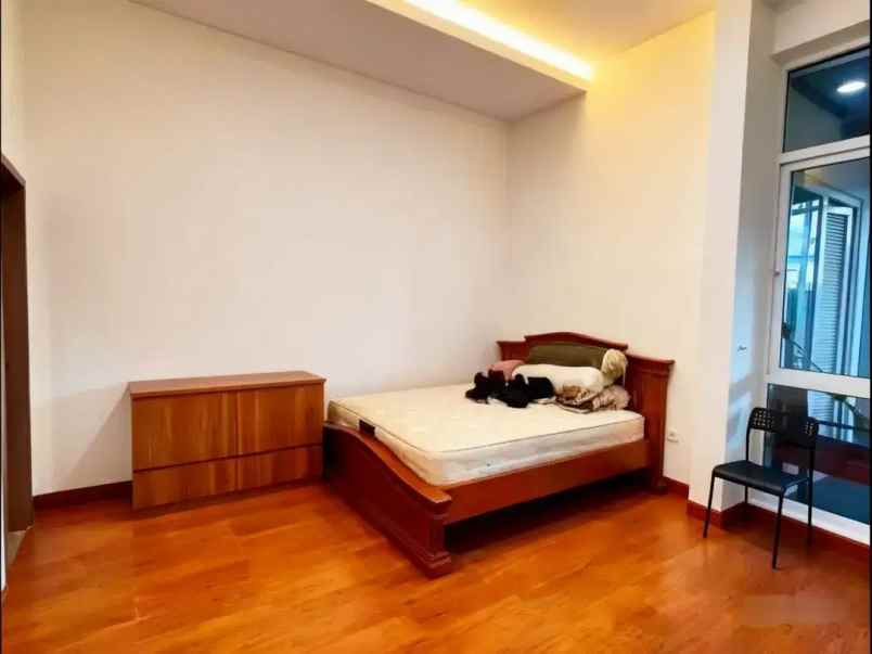 rumah mewah exclusive di cempaka putih jakarta pusat