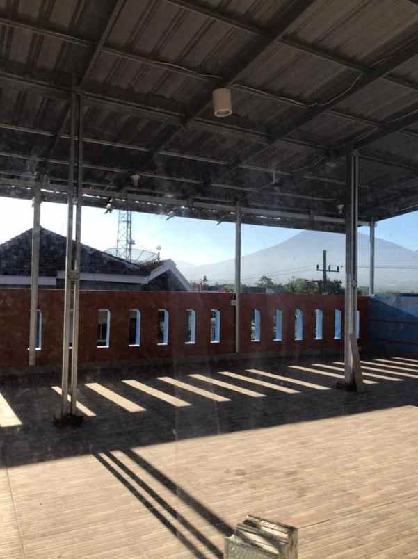 rumah mewah super luas strategis di blimbing malang