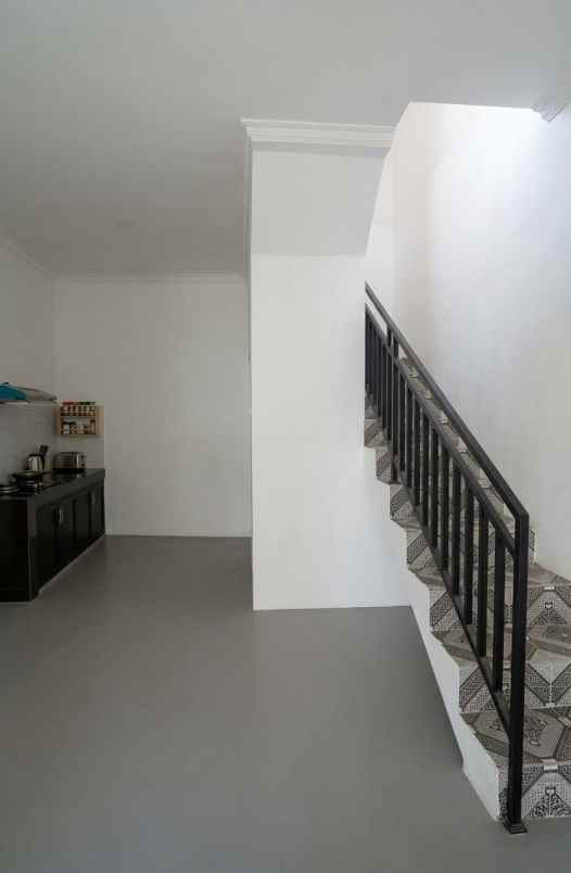 rumah minimalis modern dalam cluster di bintara