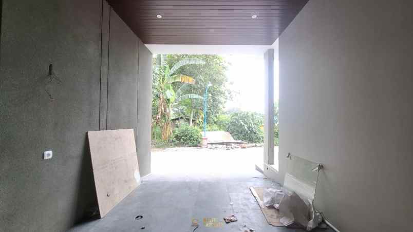 rumah modern view sawah di purwomartani kalasan