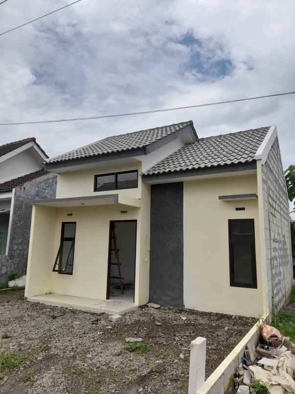 rumah murah 200jt luas tanah 96m peterongan jombang