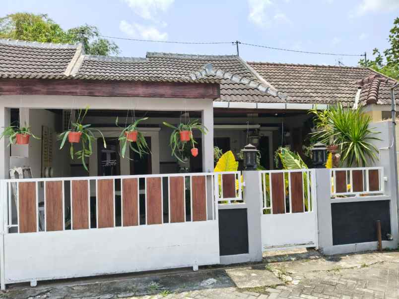 rumah murah 400 jutaan free furnished di banguntapan