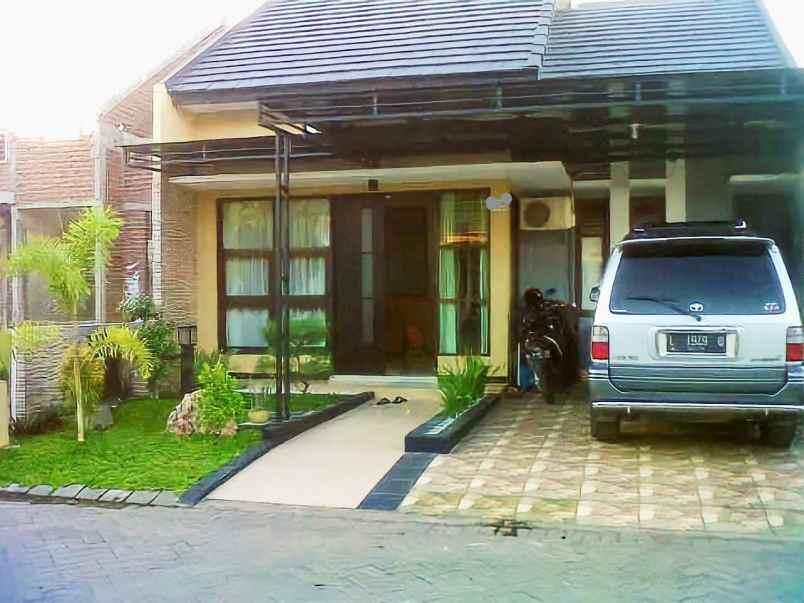 rumah murah cantik taman sidoarjo