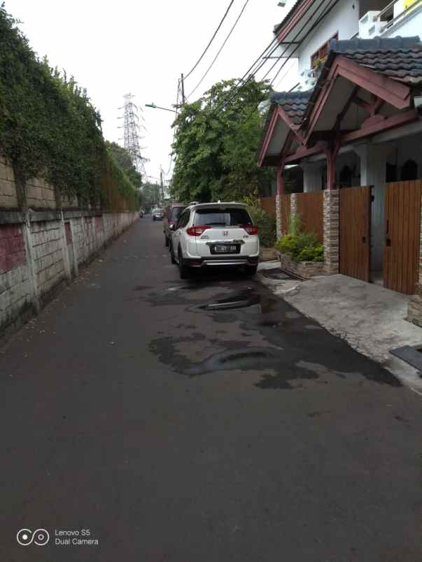 rumah murah tingkat bebas banjir di rawamangun