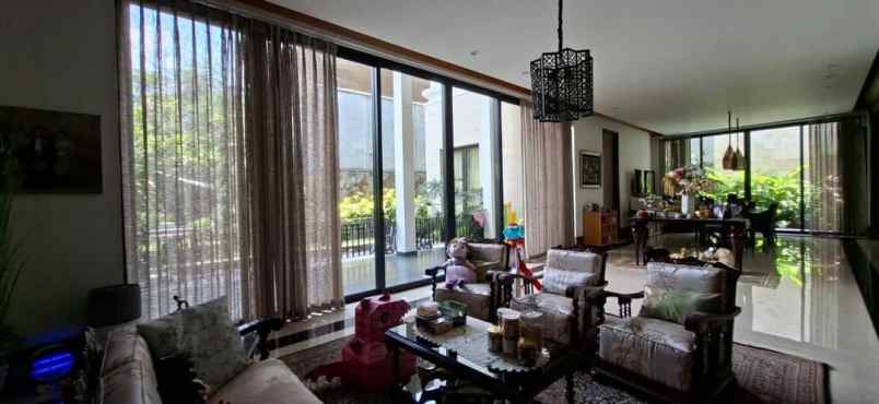 rumah nyaman dan asri di cipete utara jakarta selatan