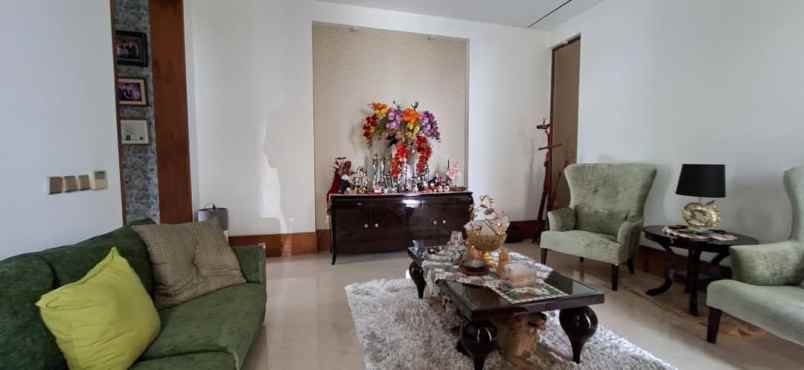 rumah nyaman dan asri di cipete utara jakarta selatan